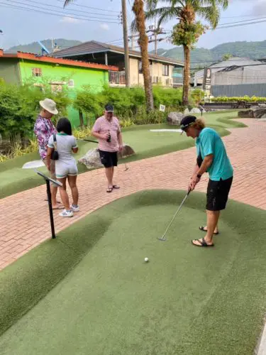 LINE_ALBUM_Mini Golf 2023_230509_45