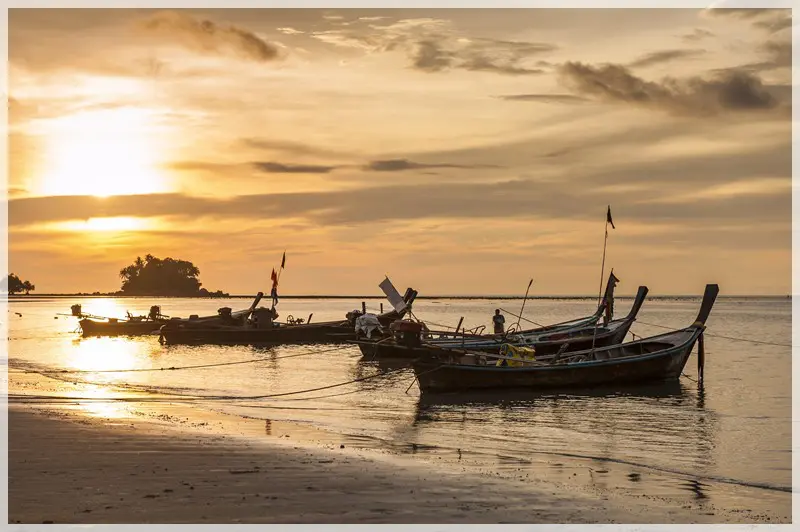 Presidence-Conference-THE-SLATE-RESORT-Nai Yang Beach Sunset Long-Tails